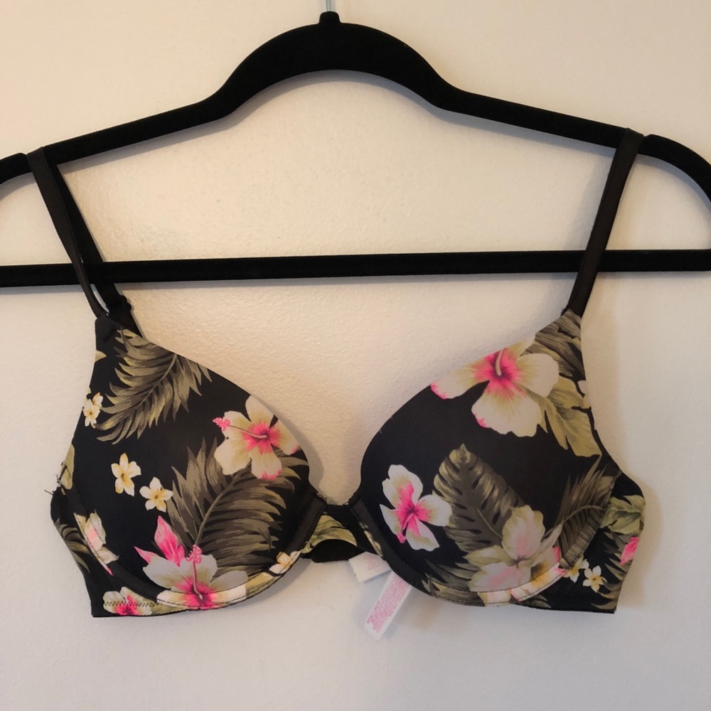 VS PINK Push Up Bra